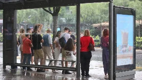 Nevreme u Beogradu: Preplavljene ulice, temperatura pala za pet stepeni, saobraćaj otežan!