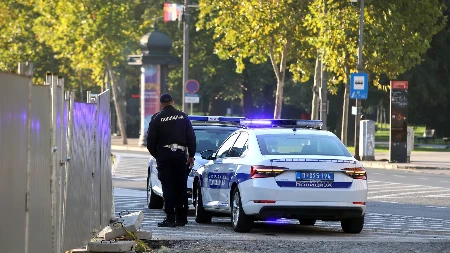Mladić (22) napao policajca: Drama u Batajnici 