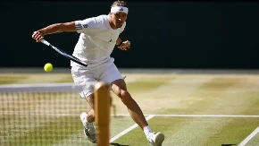 Siner - Zverev: Nemac dobio prvi set, bez brejka u drugom