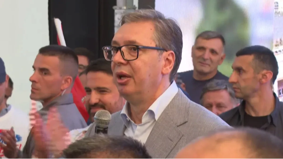 Da li će Srbija u budućnost ili u prošlost? Vučić: Pred građanima su odlučujući izbori!