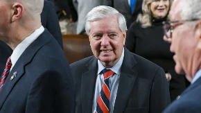 Šok u Americi! Preminuo Lindzi Grejem nakon posete Ukrajini