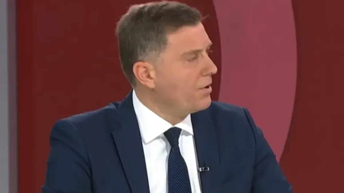 Ovo je sada već otvoreni rat! ZLF udario na Zelenovića: Prijavi Šabića na portal "Ko si bre ti"