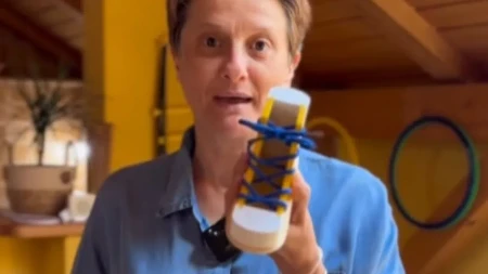 Dete ne ume da veže pertle ili zakopča dugmad? Ovih 5 vežbi savetuje vaspitač i reedukator psihomotorike