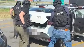 Pala međunarodna mreža krijumčara ljudi! Uhapšena petorica, među njima i dvojica policajaca
