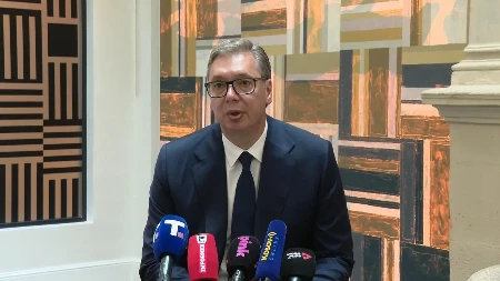 Vučić se obraća iz Pariza: Hvala Makronu na velikom poštovanju koje je ukazao Srbiji 