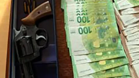 Pao sa pištoljem i marihuanom! Uhapšen mladić (21) u Bačkoj Palanci