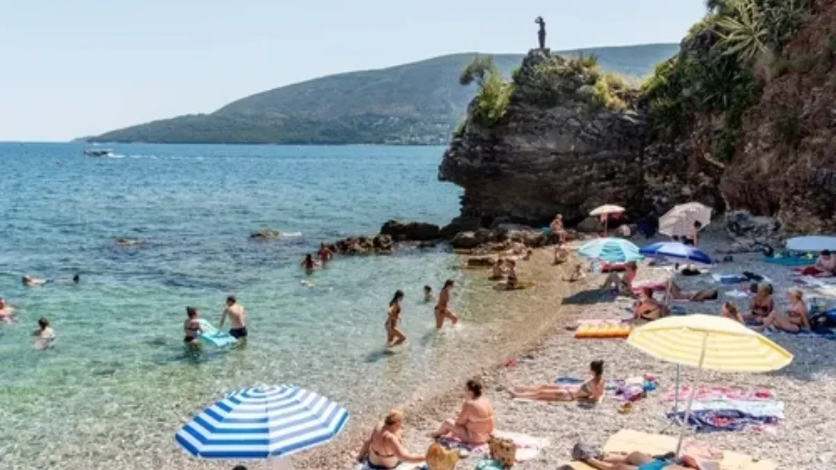 Najopasnija zamka grčkih plaža krije se u plićaku: Spasilac otkriva šta da radite ako vas povuče morska struja