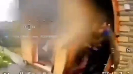 Eksplozija mu otkinula noge do kolena, strani plaćenik vrišti u agoniji: Užasna scena na frontu u Ukrajini