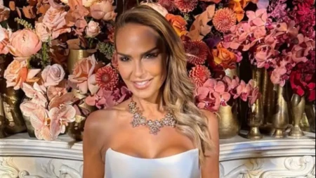 Svi zanemeli kada su je videli! Marijana Mateus u 6. deceniji pokazala hot figuru (FOTO)