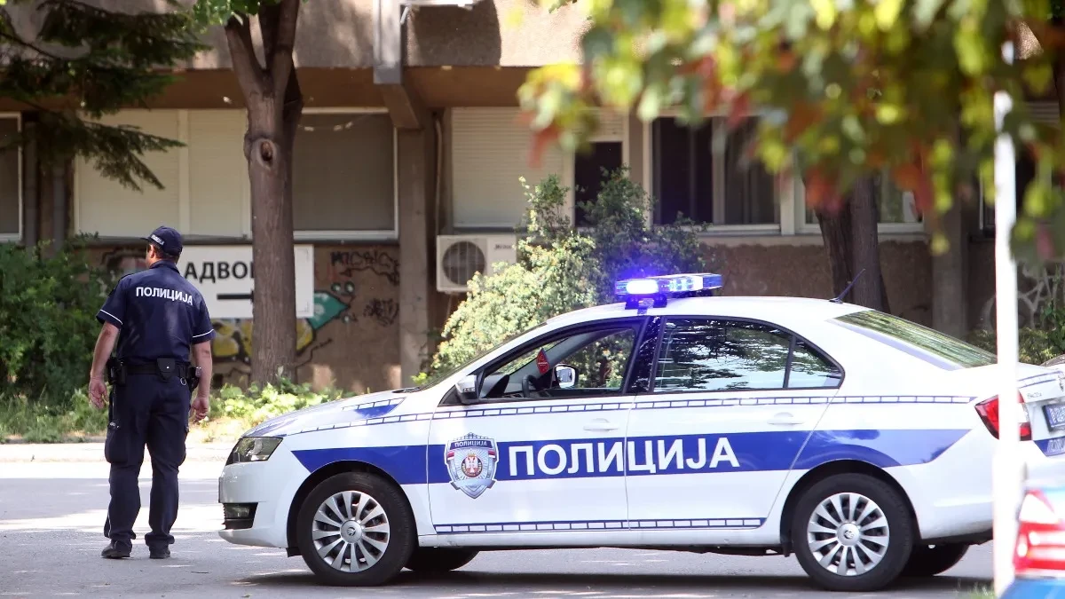 Uhapšen mladić koji je napao policajce u Vladičinom Hanu! Mesec dana bio u bekstvu, pa pao na granici