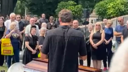 Unuk Andrije Bajića održao potresan govor: Najtužniji trenutak na sahrani rasplakao je celu naciju