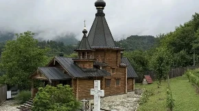 Jedinstvena svetinja u Srbiji, posvećena poslednjoj ruskoj carskoj porodici: Ovo je manastir Svetih carstvenih mučenika Romanovih kod Bajine Bašte