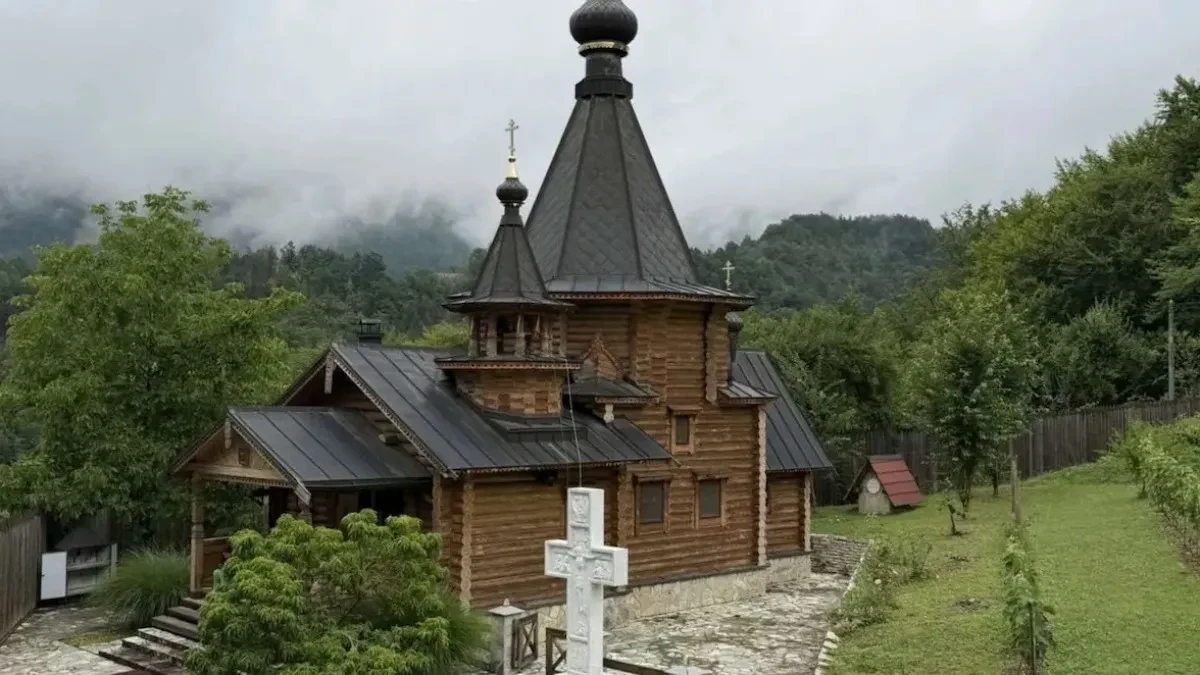 Jedinstvena svetinja u Srbiji, posvećena poslednjoj ruskoj carskoj porodici: Ovo je manastir Svetih carstvenih mučenika Romanovih kod Bajine Bašte