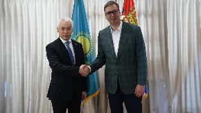 "Zahvalio sam mu na podršci u očuvanju teritorijalnog integriteta Srbije" Vučić se sastao sa ambasadorom Kazahstana (FOTO)