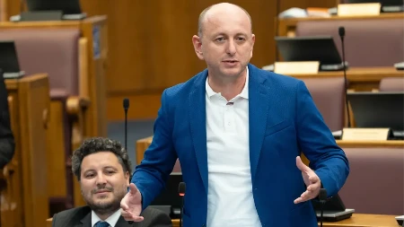 Šok poruka Kneževića: Gorivo uskoro skuplje od kokaina, a vlast deli fotelje!