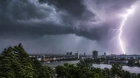 Nevreme stiže u Srbiju: RHMZ izdao hitno upozorenje, pljuskovi i grmljavina udaraju ove krajeve