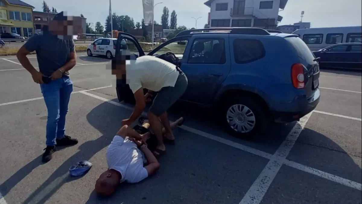 Pohapšena narko-grupa u Jagodini: Pronašli im 10 kila amfetamina! (VIDEO)