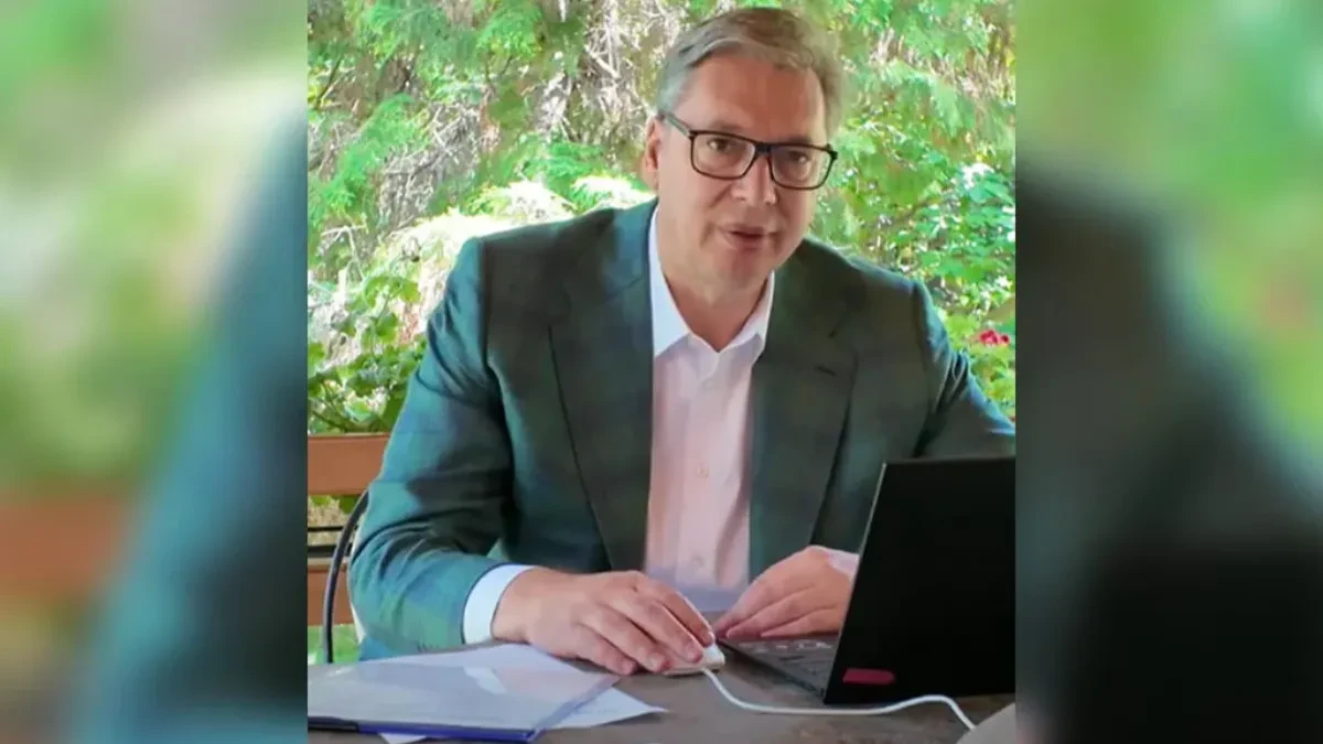 "Ministarka će već sutra izaći sa podacima po opštinama": Vučić o portalu "Ko si ti bre"