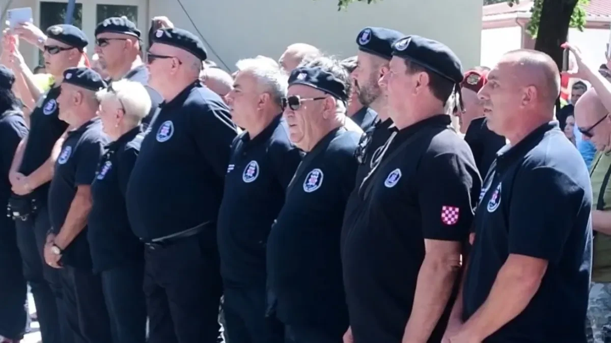 Buđenje NDH: Fašisti ponovo marširaju Hrvatskom, pravosuđe podstiče širenje ustaštva!