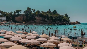 Haos na crnogorskom primorju! Policija blokirala Ulcinj, među uhvaćenima u prekršaju i Srbi!