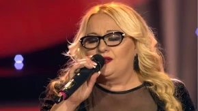 "Otac me je ošišao, tukao i na kraju zaključao"! Pevačica doživela jezivu torturu, a onda su javili da je izgubila sestru
