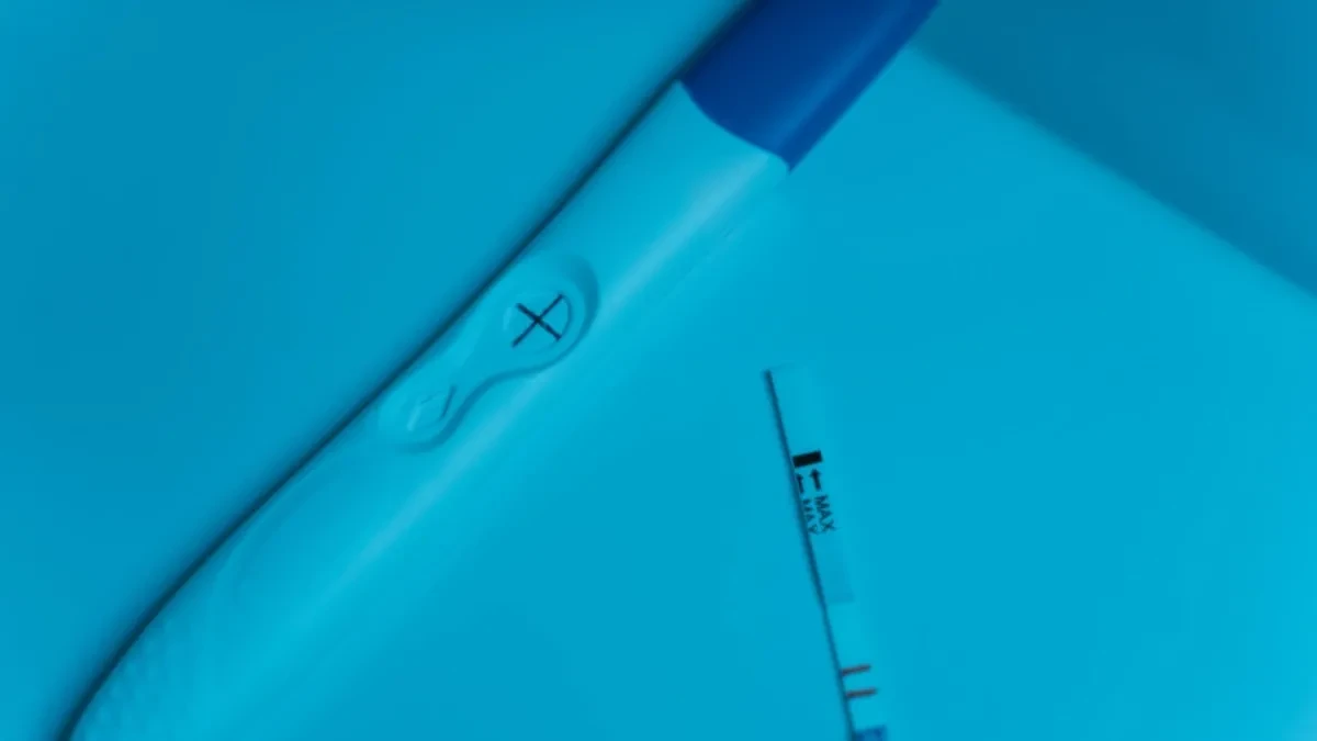 FSH, LH i estradiol: Šta su ovi hormoni i šta otkrivaju o plodnosti žene?