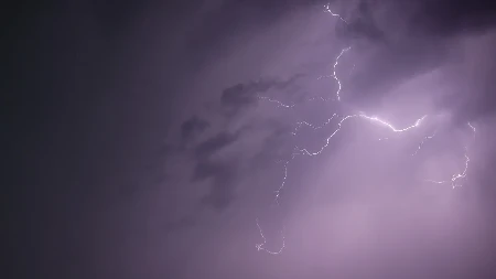 Vremenski sunovrat za manje od sat vremena! Temperatura pada za više od 10 stepeni, nevreme prvo pogađa ove delove Srbije