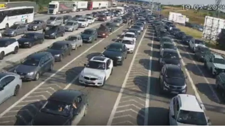 Na granicama haos i kilometarske kolone: Evo gde se najduže čeka!