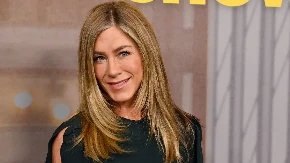 Nećete verovati kako izgleda Dženifer Aniston kada je zaista voljena! Slike sa novim dečkom govore sve