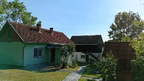 Prelepo imanje sa pomoćnim objektima samo 25.000 evra! Ima i 17 ari placa, nalazi se nadomak banje
