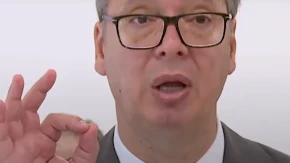 Vučić u Svilajncu brutalno odgovorio: Mogu da vam pozajmim naočare ako ne vidite rezultate! 