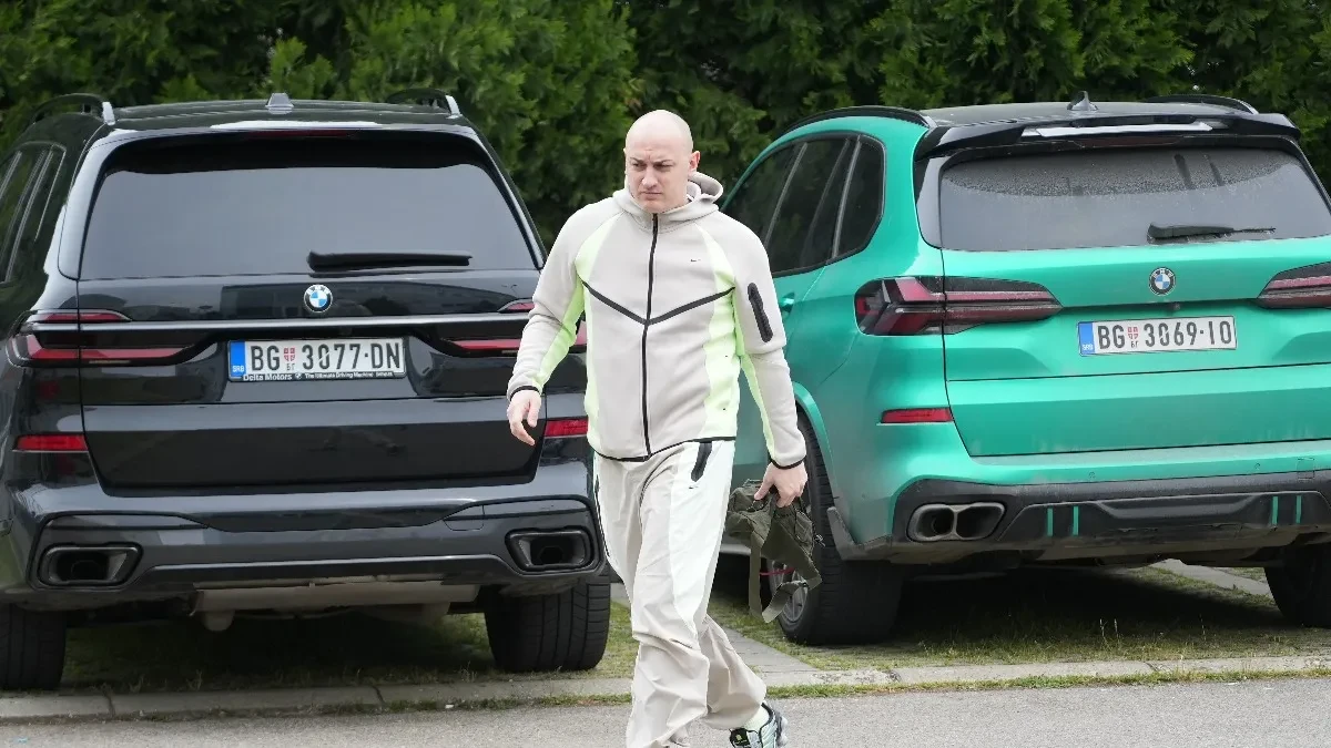 Desingerica o hapšenju u Crnoj Gori i šišanju, a ovo se desilo u stanici: "Držali su me nekoliko sati"