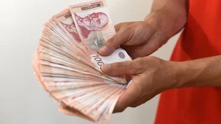 Ko ima pravo na novih 50.000 dinara i to ne jednokratno: Doneta je odluka, danas kreće prijava za novac