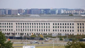 Pentagon dobija istorijski budžet, nikad više novca za rat!