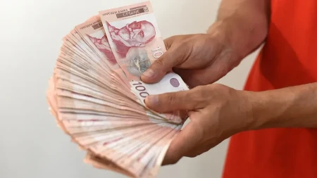 Građani, pažnja! Važna informacija o 10.000 dinara objavljena u Službenom glasniku, rok je 1. novembar