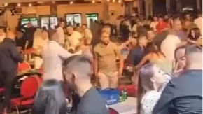 Pojavio se snimak masovne tuče nakon koncerta Ace Lukasa: Letele flaše, povređen policajac (VIDEO) 
