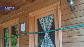 Osvanule zelene trake i upozorenja! Vlasnicima vikendica na Gazivodama zabranjen ulaz u objekte