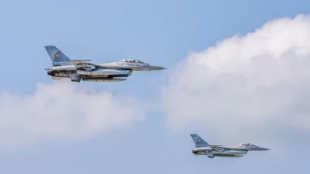 Ruske letelice u srpskom komšiluku! Hitno podignuti F-16, građanima naređeno da se sklone