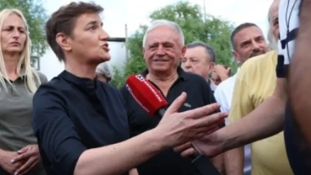 "Alal im broj 2 na listi" Ana Brnabić brutalno odgovorila Paunovićevoj!