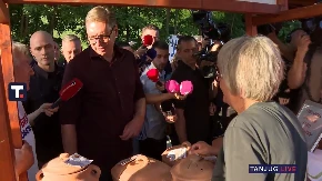Vučić stigao u Drežnik: Reka ljudi dočekala predsednika, uz pesmu i veselje! (FOTO/VIDEO)