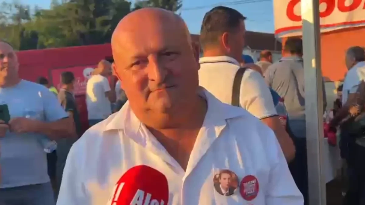 "To nijedan predsednik u istoriji Srbije nije uradio!" Građanin iz Požege objasnio zašto je došao u Drežnik