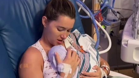 Influenserka pokazala račun za porođaj u SAD: Carski rez i tri nedelje intenzivne nege koštali više od 41.000 evra