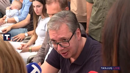 Vučić sa narodom u Bogatiću! Mačva je na nogama: Porodica je stub srpskog društva, uvek bila i biće!