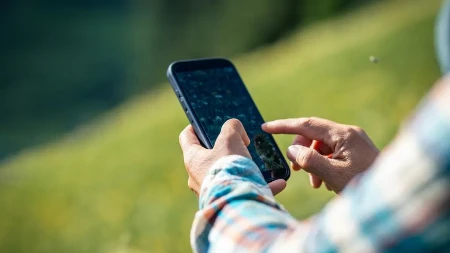 Šta pozadina mobilnog telefona govori o vama? Evo šta kažu psiholozi - iznenadićete se
