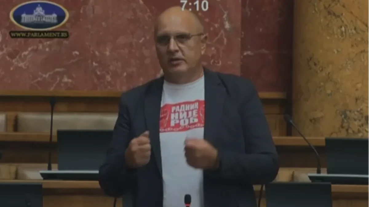 "Nije politika da se ustane u podne, popije kafica i tvitne" Opozicionar isprozivao blokadere i pohvalio Vladu
