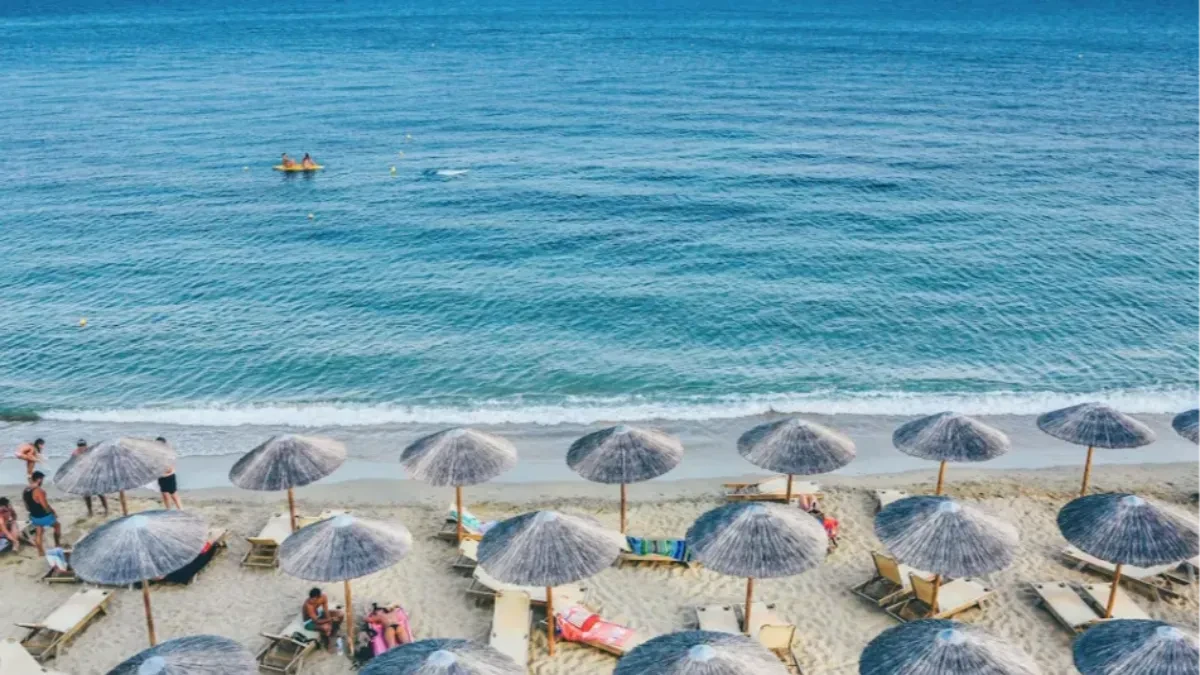 Gospođa se ne postaje, gospođa se rađa: Društvene mreže gore zbog snimka žene na plaži - svi su zanemeli kad je izašla iz vode