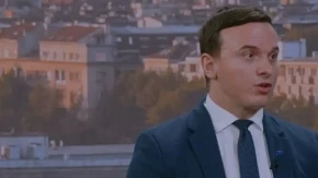 Najveći podržavaoci takozvane “studentske” liste definitivno odjavili za vjek i vjekova drugu na listi! Umesto da se izvini za rasističke ispade, nevešto se pravda!
