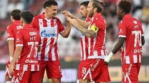 Crvena zvezda - Larn: Petarda crveno-belih