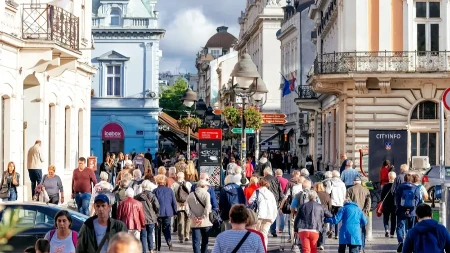 Ako vidite ove ljude, bežite glavom bez obzira! Na ovaj način varaju ljude u Srbiji, evo kako da ih prepoznate!