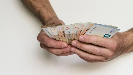 Ko finansira Proglas? Opozicioni krugovi i NVO dobijaju keš iz iste kase! (VIDEO)